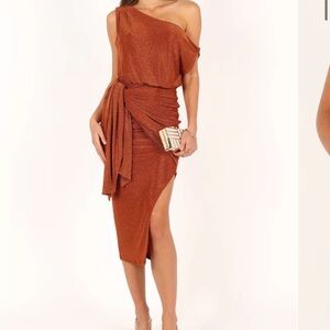 SANTIAGO OFF SHOULDER MIDI DRESS - BRONZE